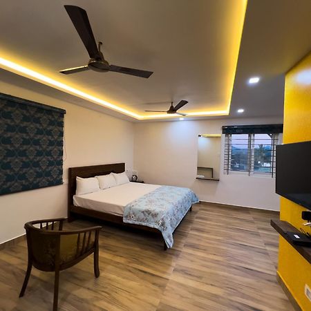 Hotel Jp Residency à Yelagiri Extérieur photo