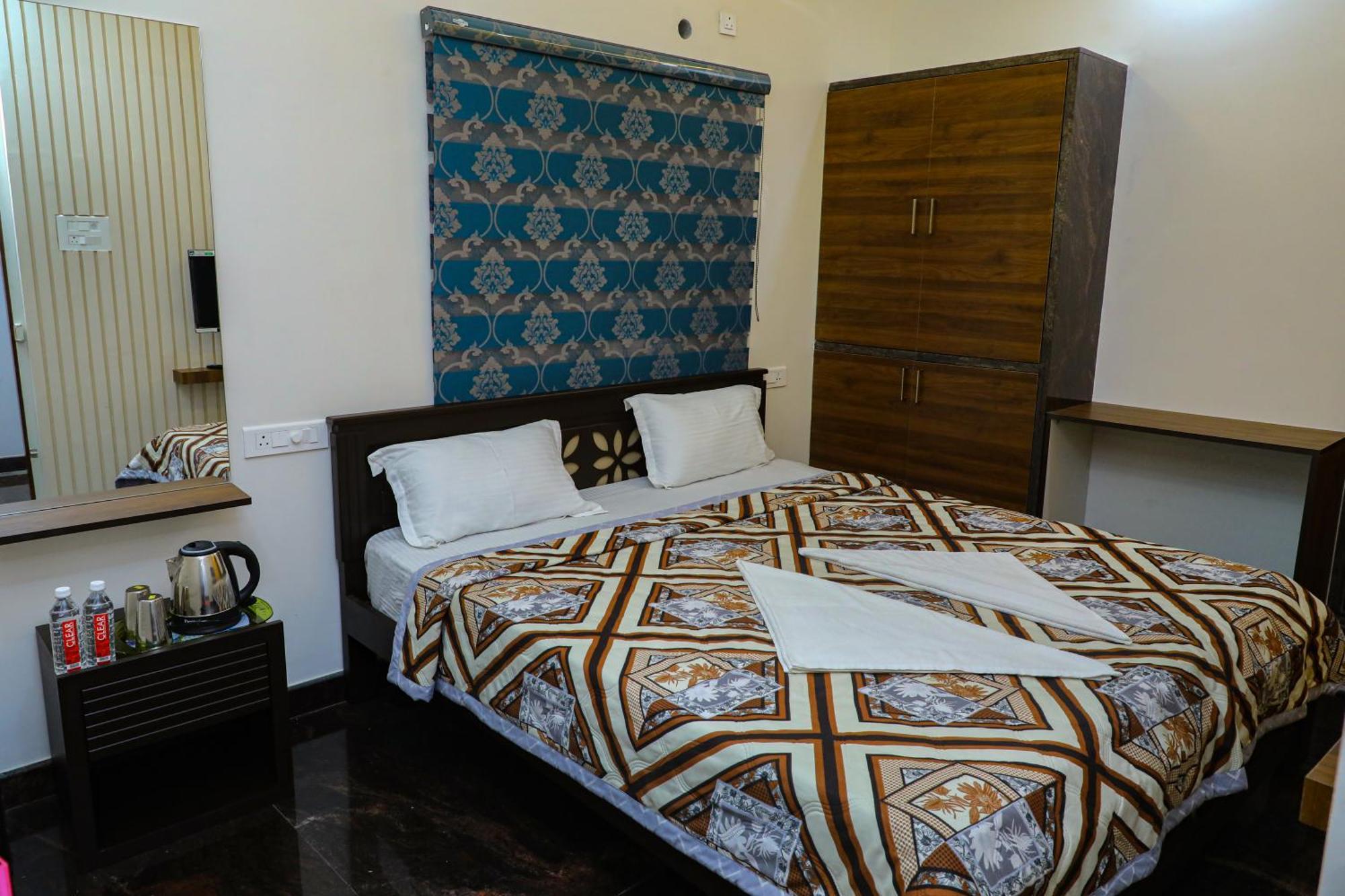 Hotel Jp Residency à Yelagiri Extérieur photo