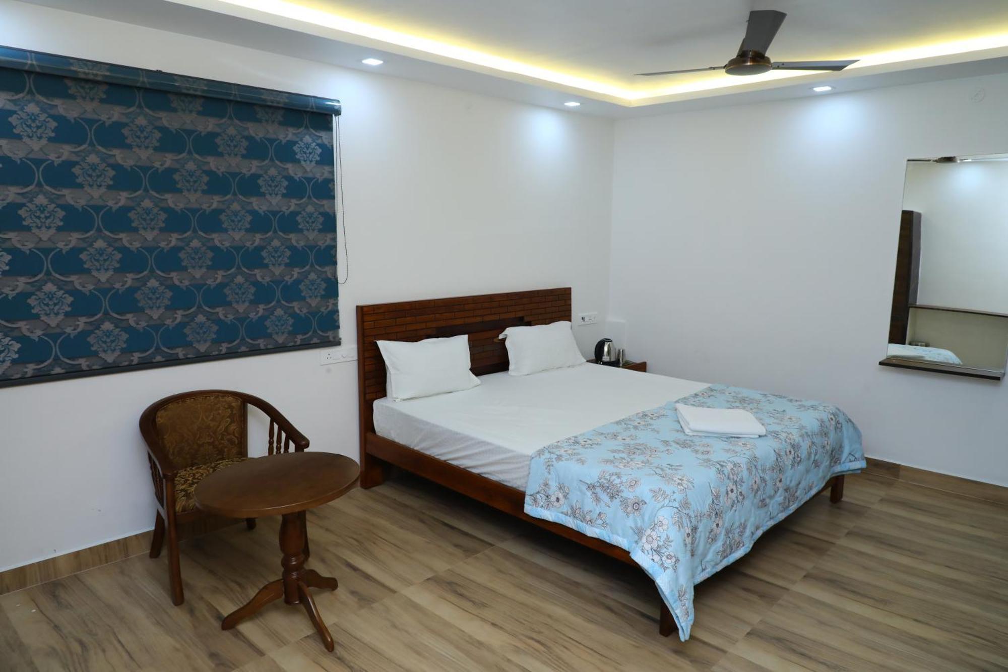 Hotel Jp Residency à Yelagiri Extérieur photo