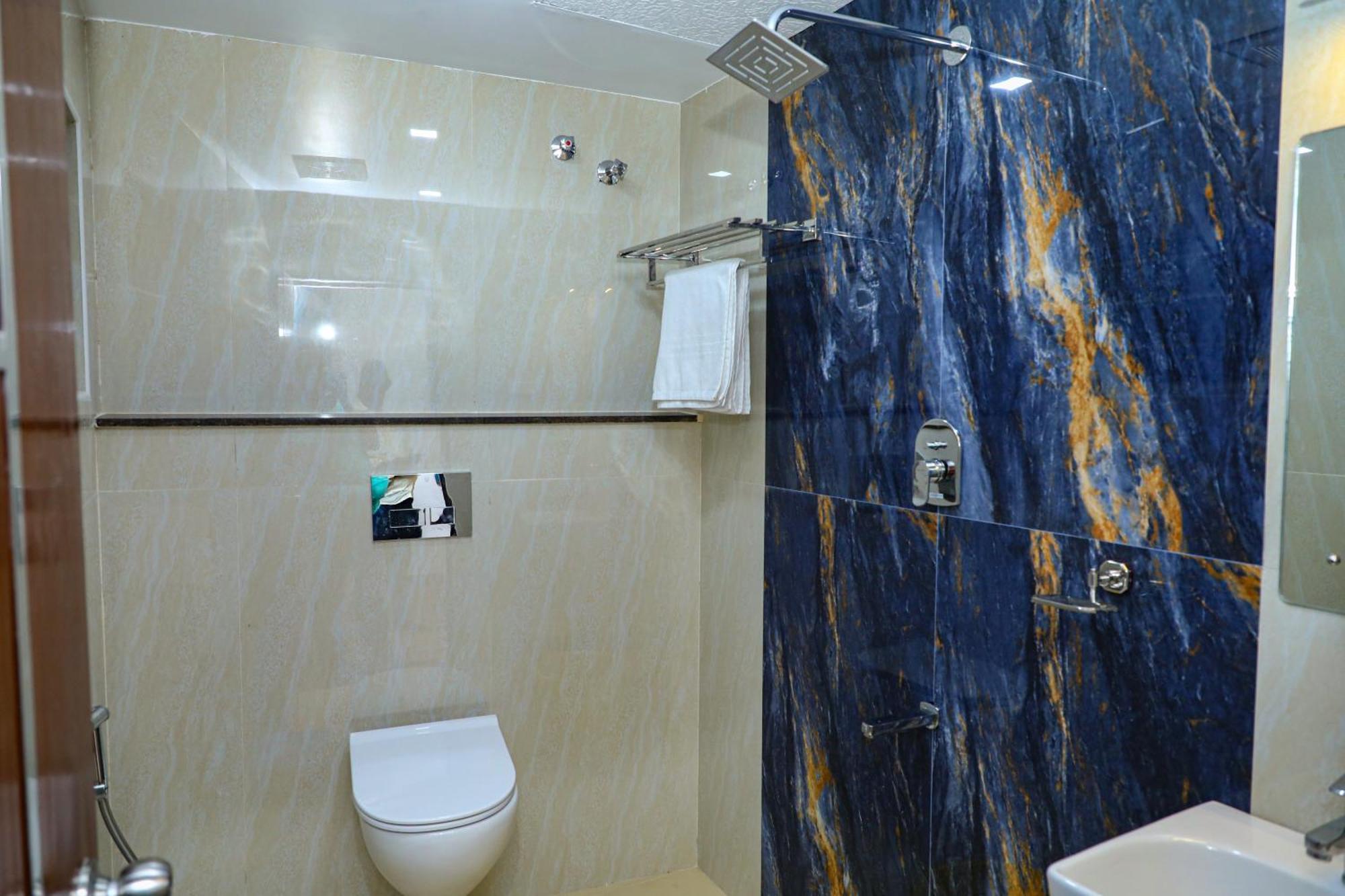 Hotel Jp Residency à Yelagiri Extérieur photo