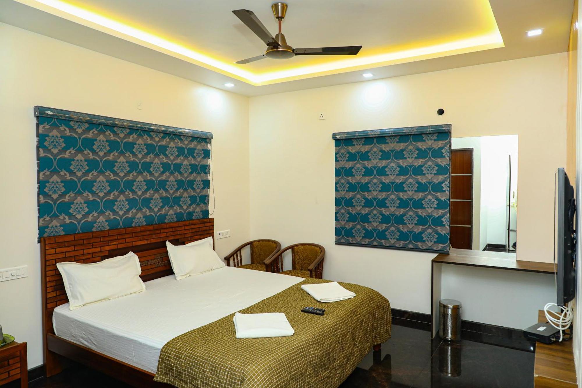 Hotel Jp Residency à Yelagiri Extérieur photo