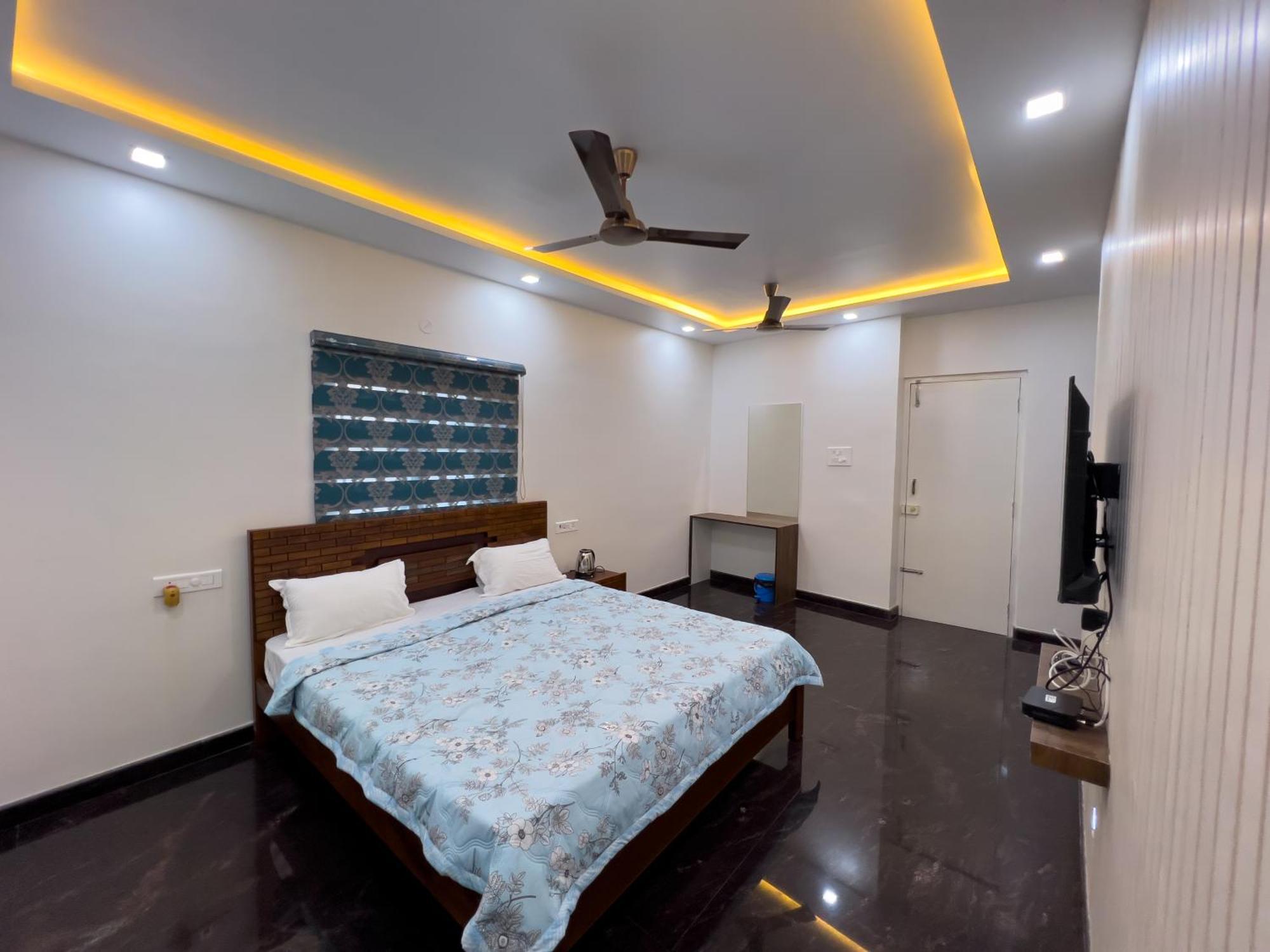 Hotel Jp Residency à Yelagiri Extérieur photo