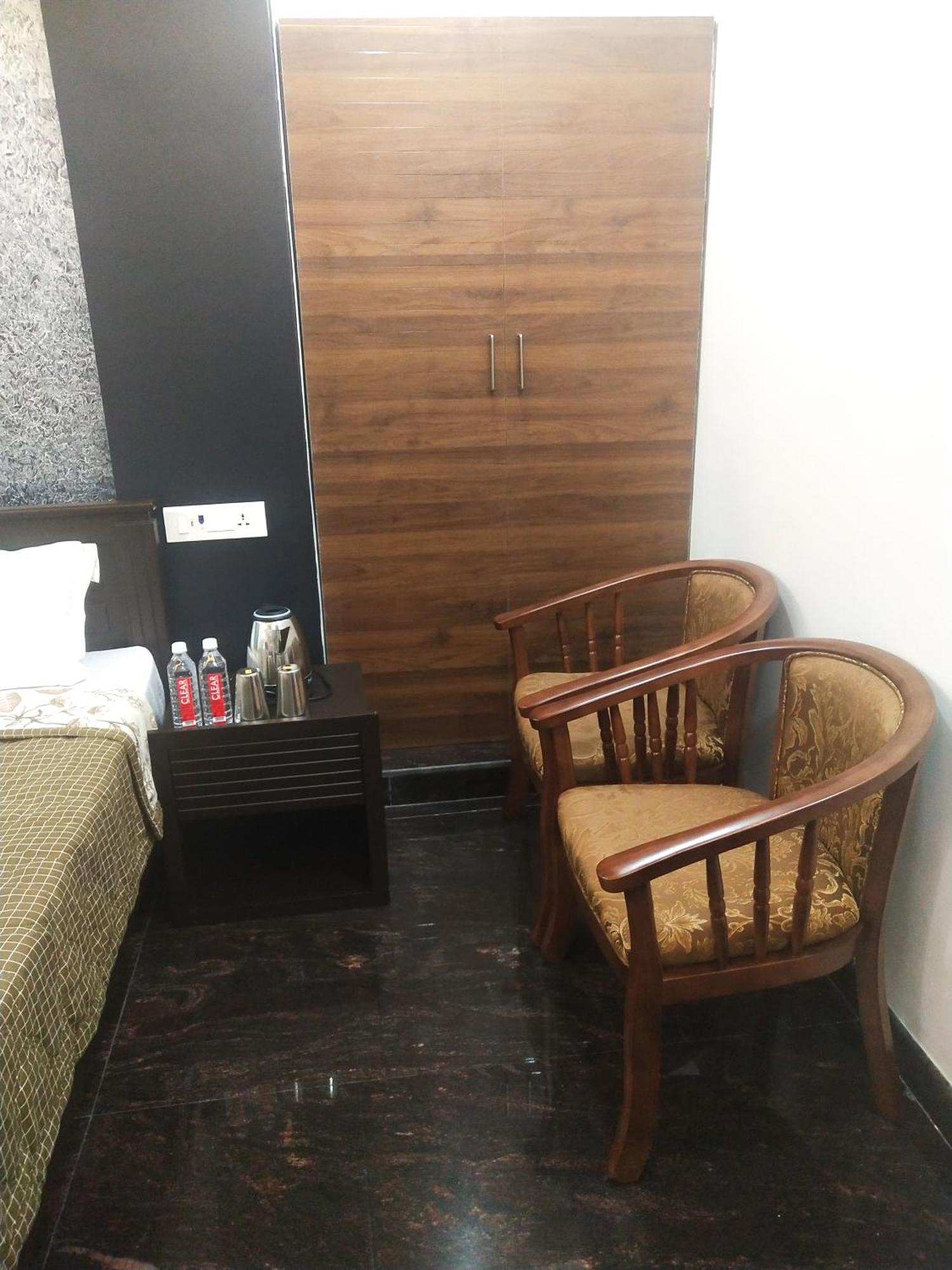 Hotel Jp Residency à Yelagiri Extérieur photo