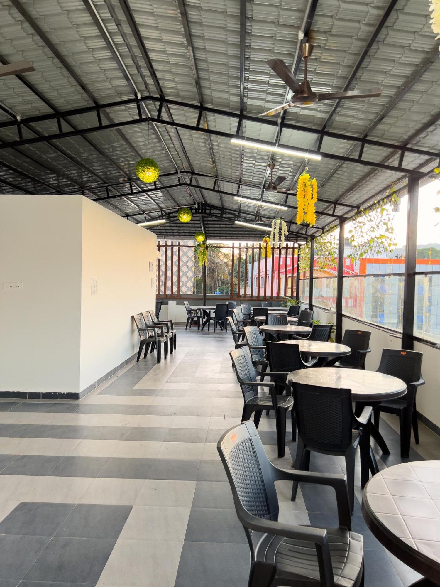 Hotel Jp Residency à Yelagiri Extérieur photo
