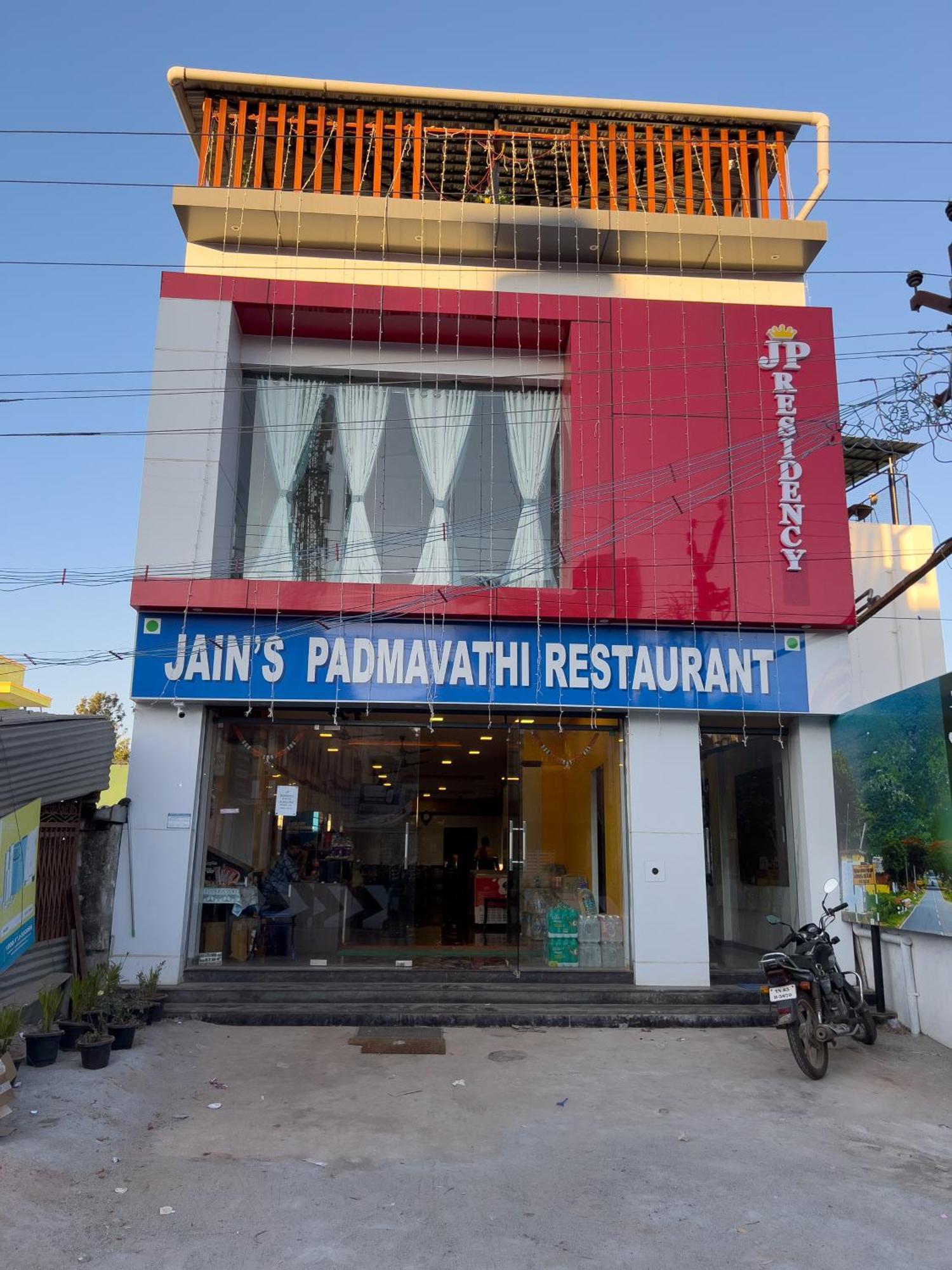 Hotel Jp Residency à Yelagiri Extérieur photo